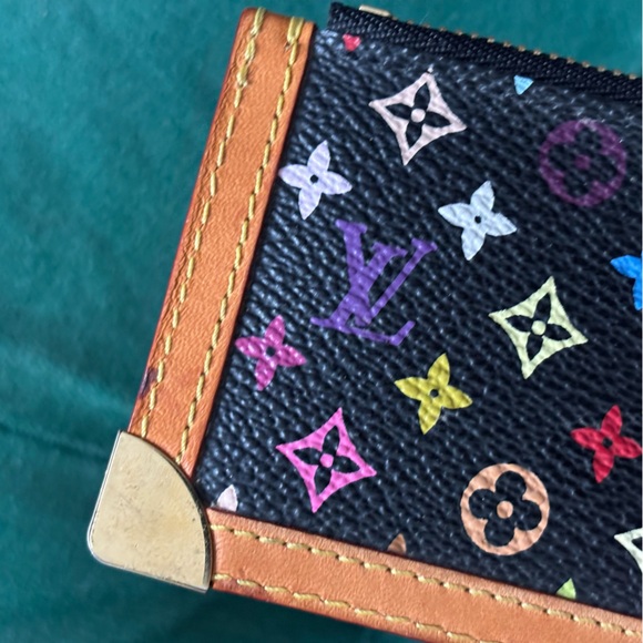 Louis Vuitton Multicolor Key Pouch - Picture 6 of 9